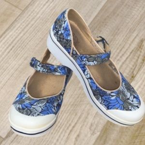 Dansko blue floral Mary Janes work clogs shoes 40